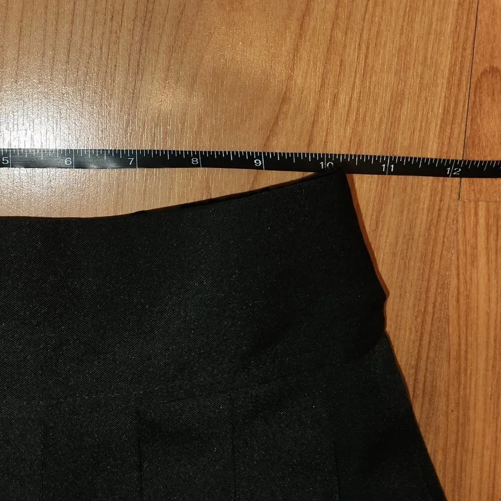 Girls School Girl Pletted Skirt || Sm || EUC
